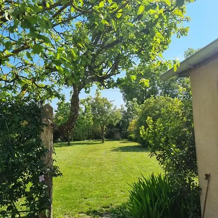 Holiday home Maison Proche Omaha